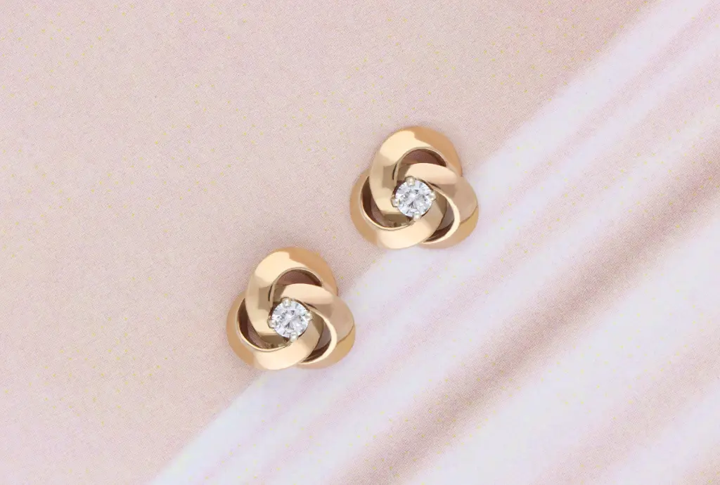WEBSIZE_Gold Dia Knot Earring_.webp