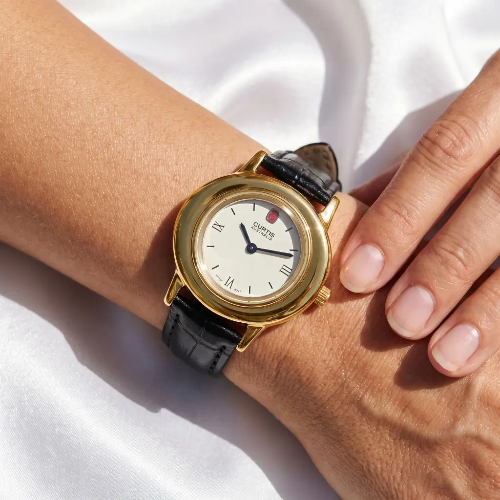 Sophia-Ladies-Watch (gold FINAL).webp