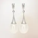 WEBSIZE_WG_Pearl Bonnet Drop ER_Shot 2.webp