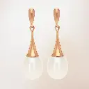 WEBSITE_RG_Pearl Bonnet Drop ER_Shot 2.webp