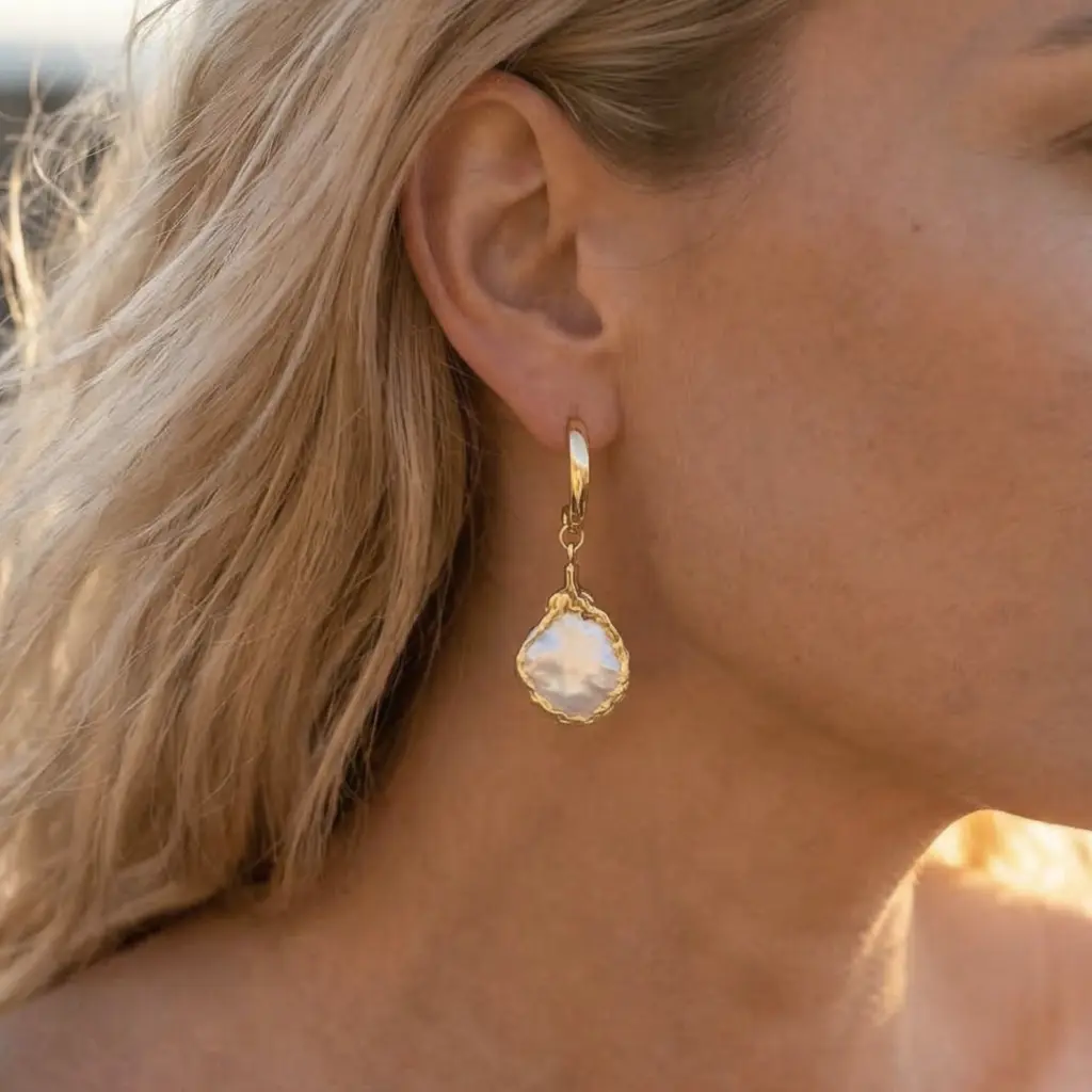 EDITED_COLOUR_Beach Freeform Keshi Pearl Earrings.webp